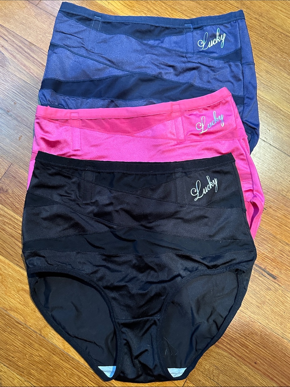 Women’s set of 3 bottoms underwear